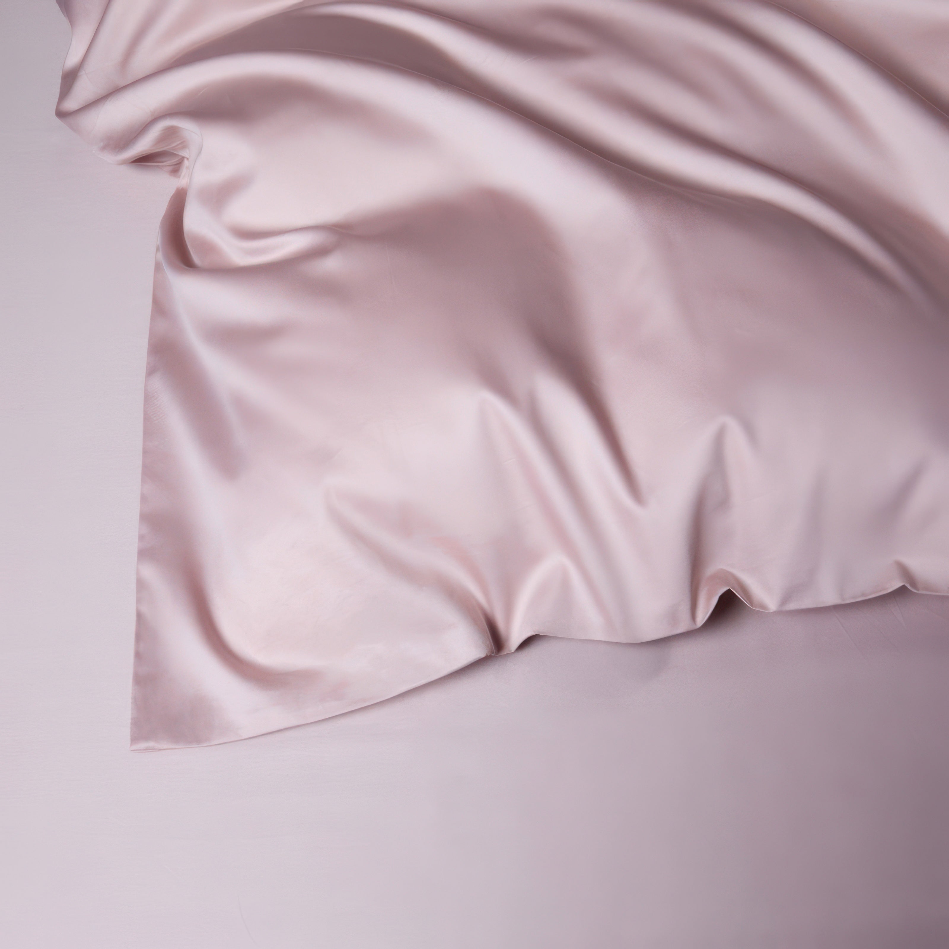 Minimalist Luxe Rose - Bedding Set