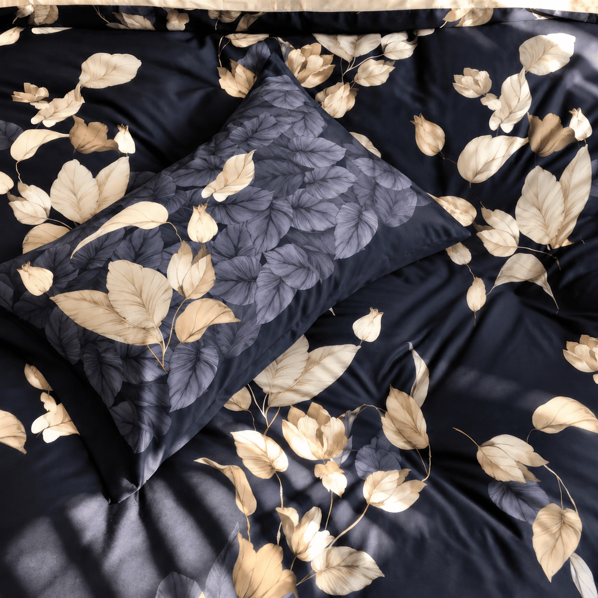 Gold Leaves - Pillowcase Pair