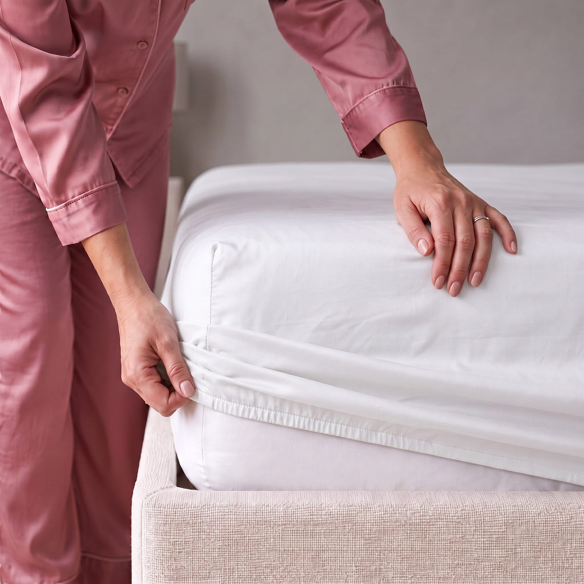 Hotel White - Fitted Sheet