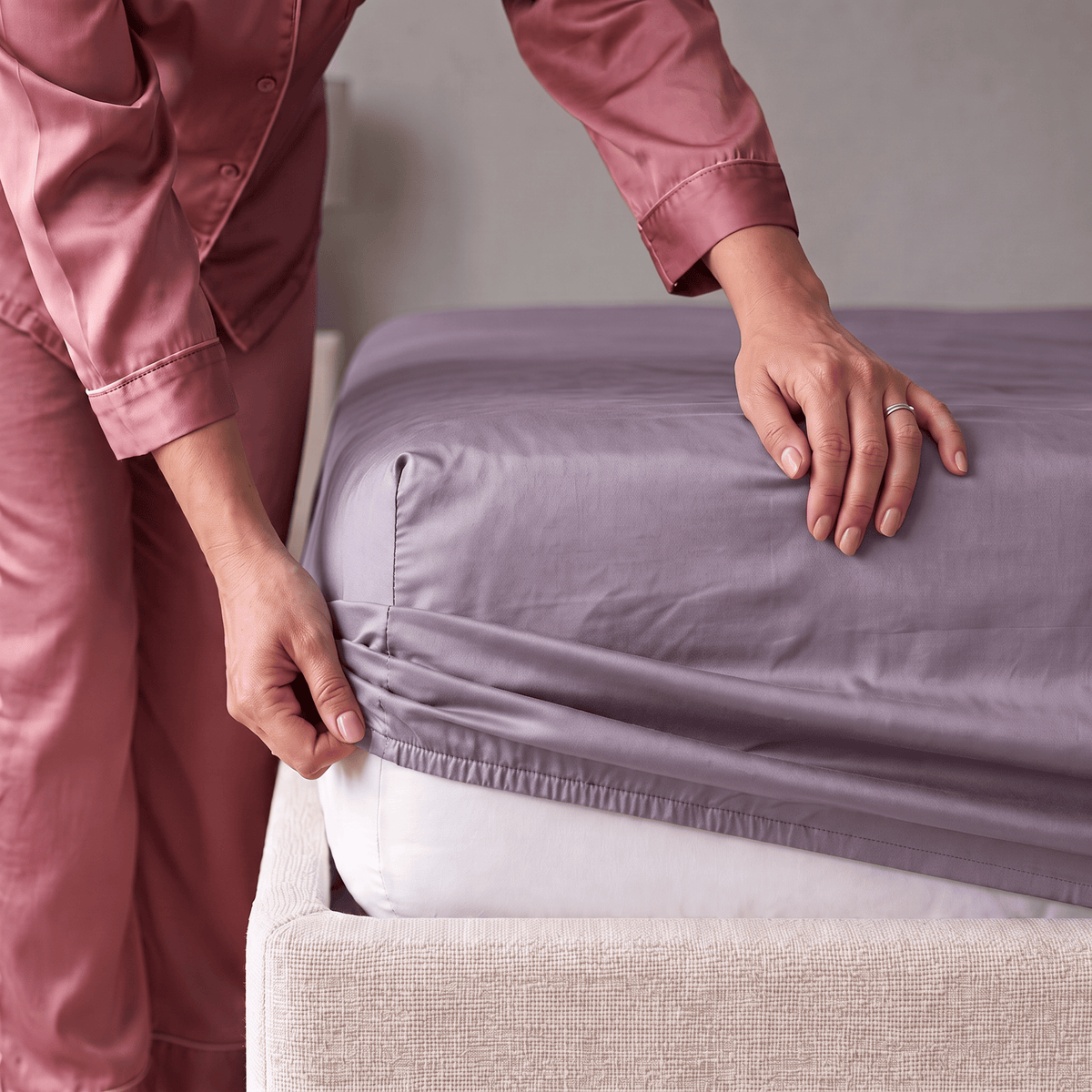Minimalist Violet - Fitted Sheet