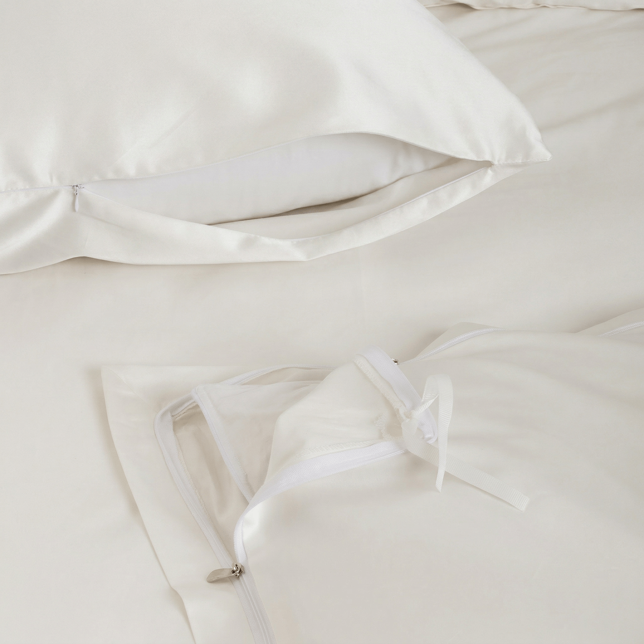 Ivory – Duvet Cover Set (Easy Change)