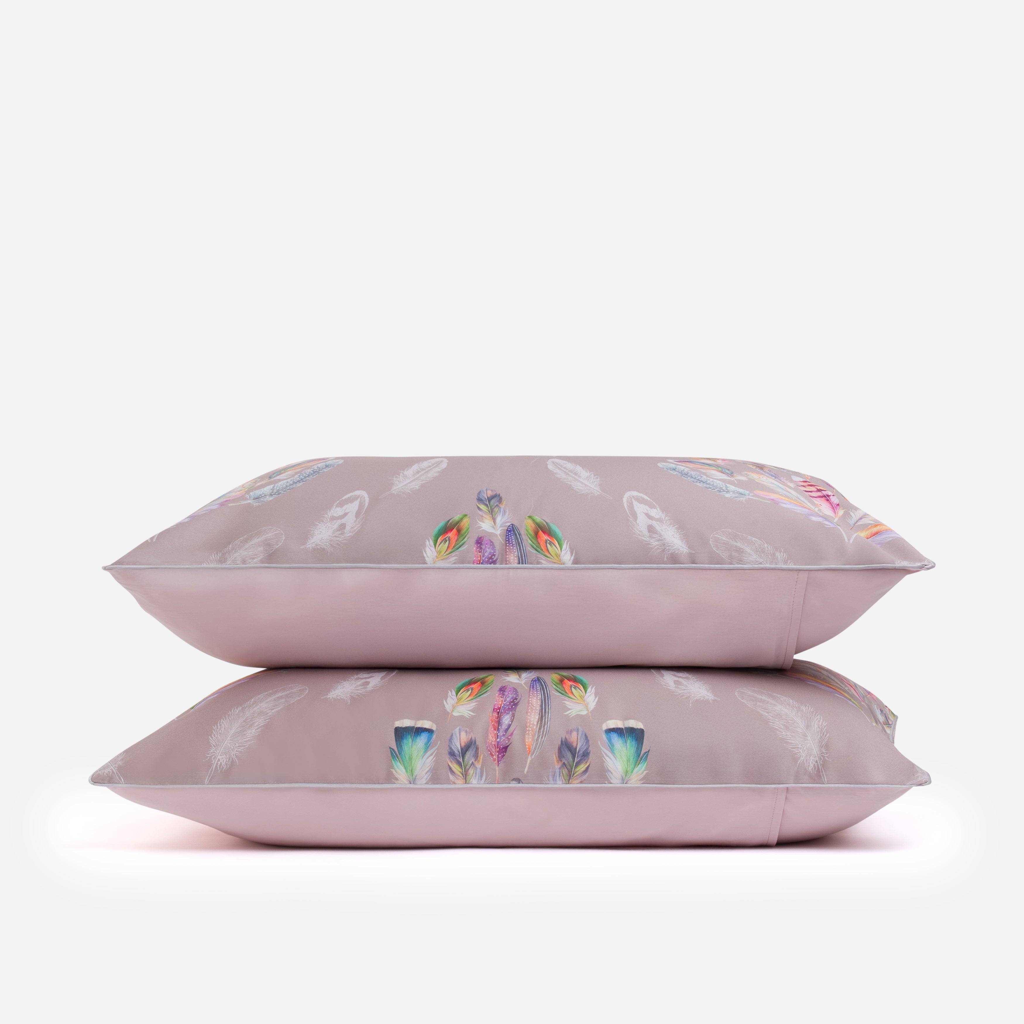 Light Feathers - Pillowcase Pair