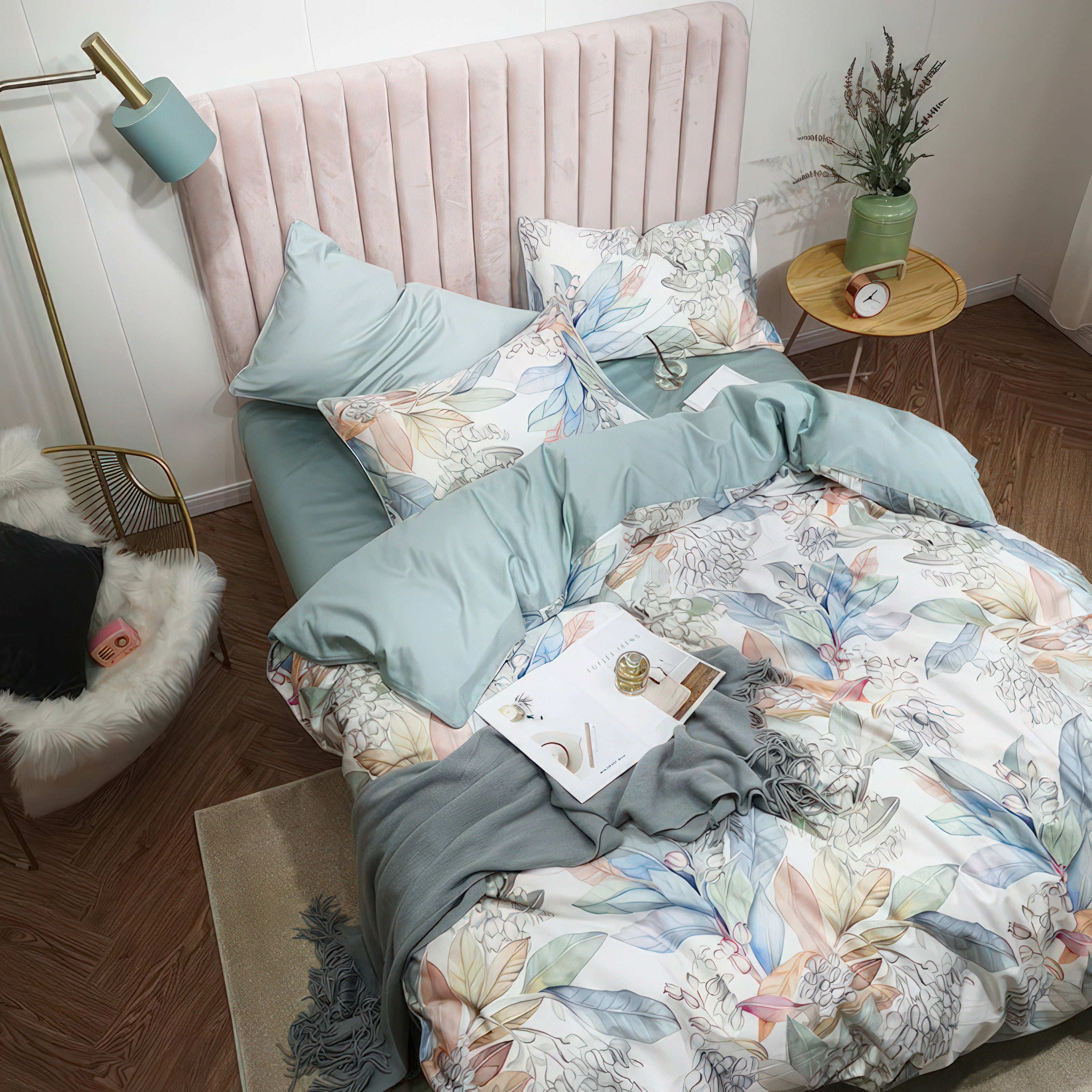 Silent Morning - Bed Sheet