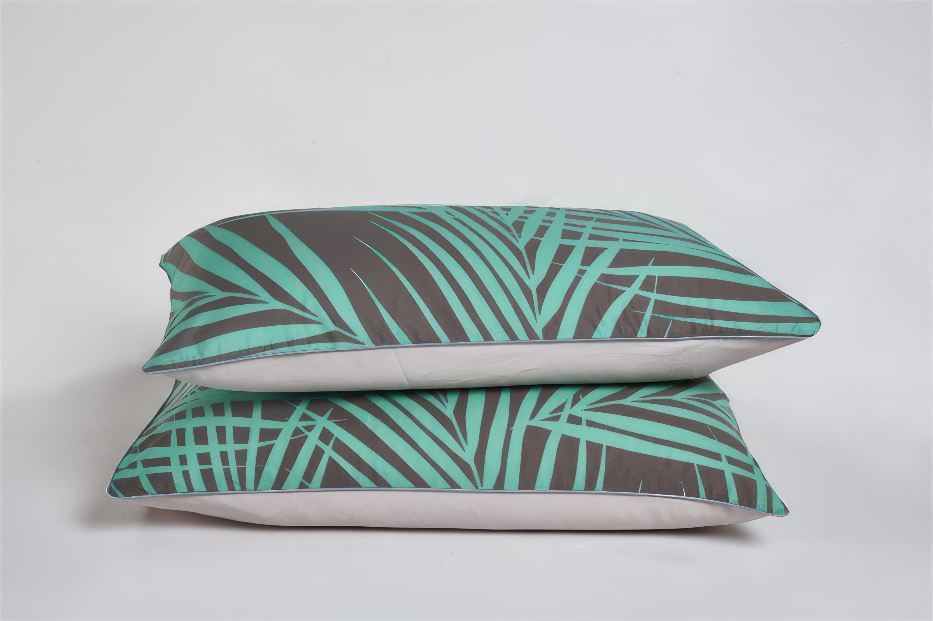 Palm Leaves - Pillowcase Pair