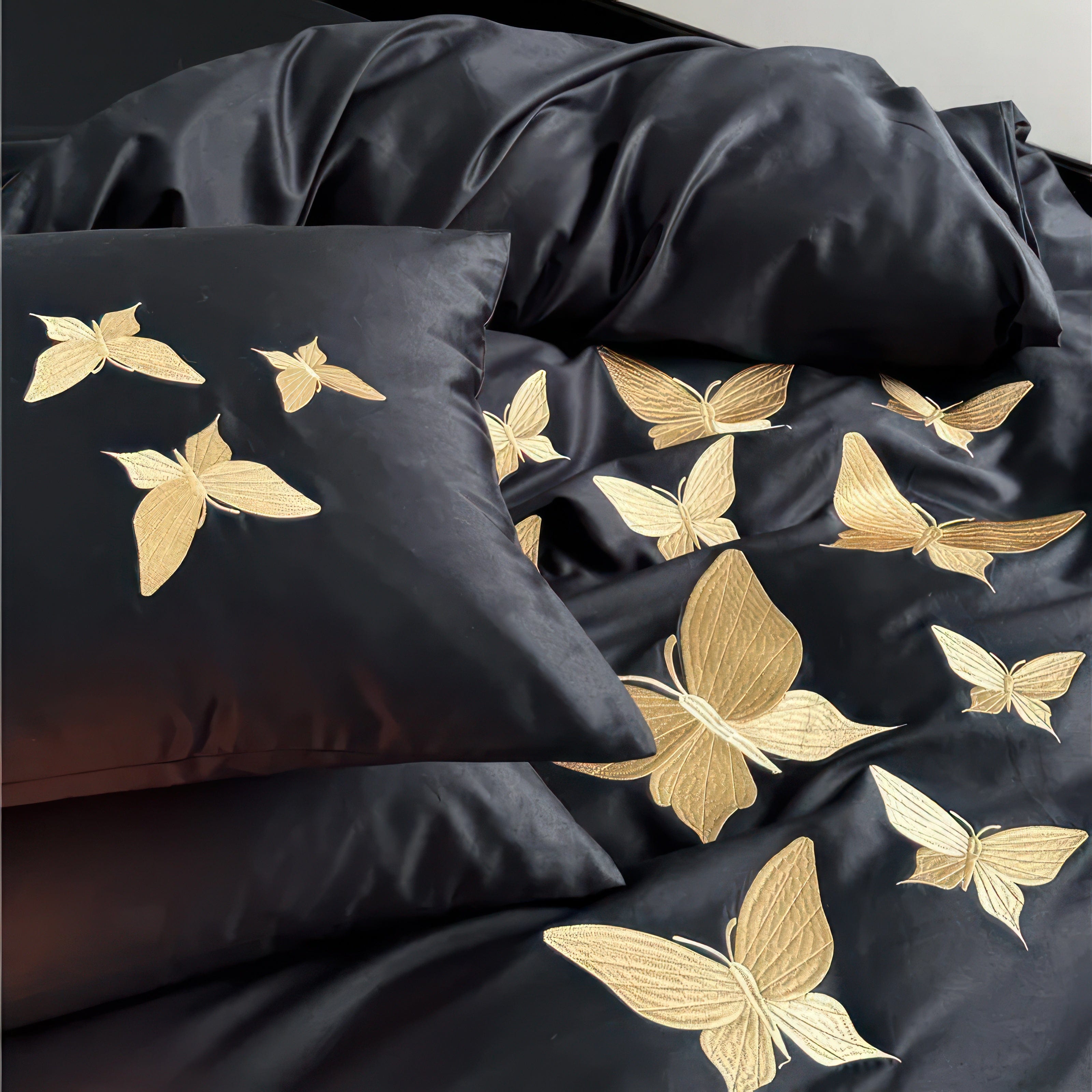 Golden Butterflies - Bedding Set