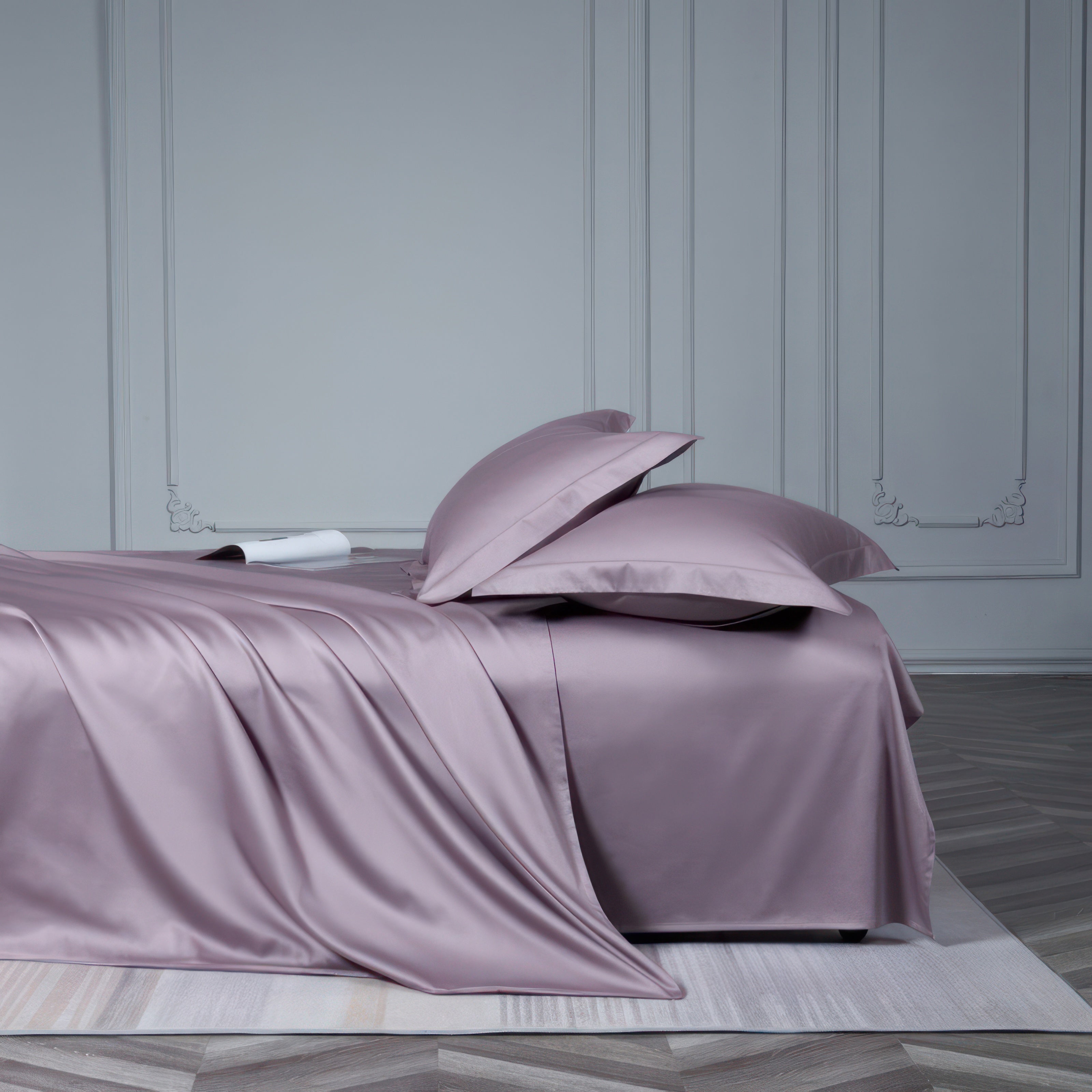 Minimalist Luxe Violet - Bed Sheet