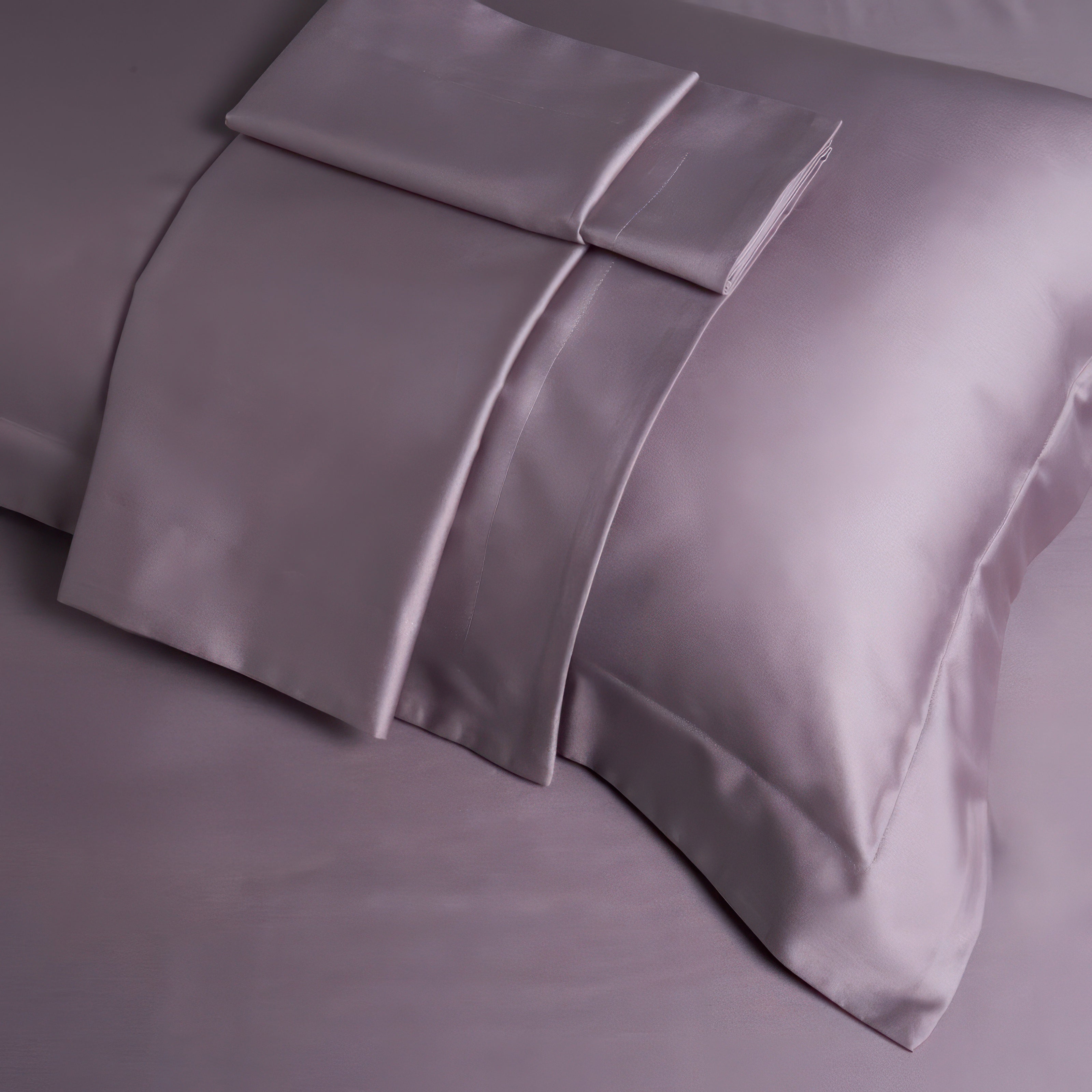 Minimalist Luxe Violet - Pillowcase Pair