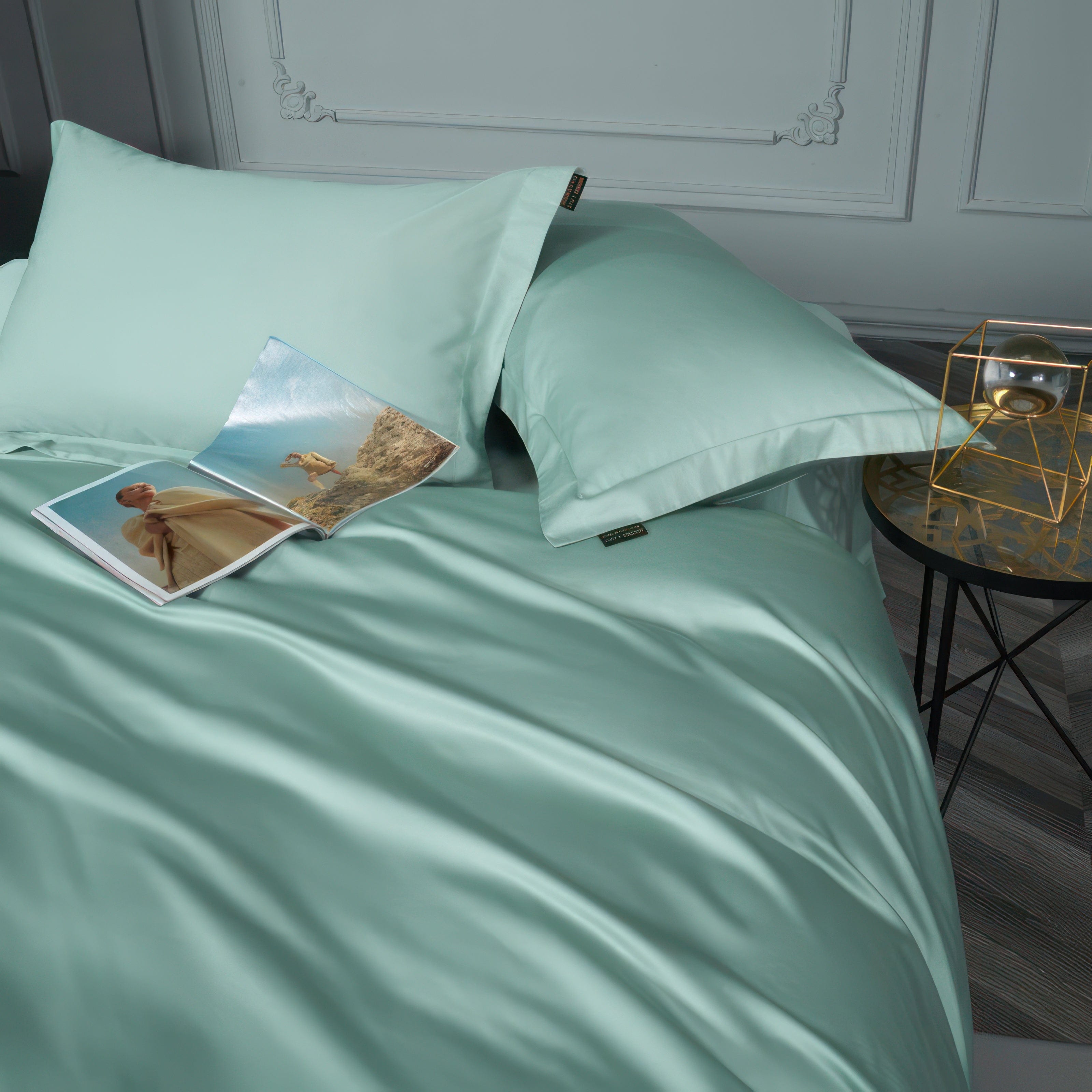 Minimalist Luxe Green - Bedding Set